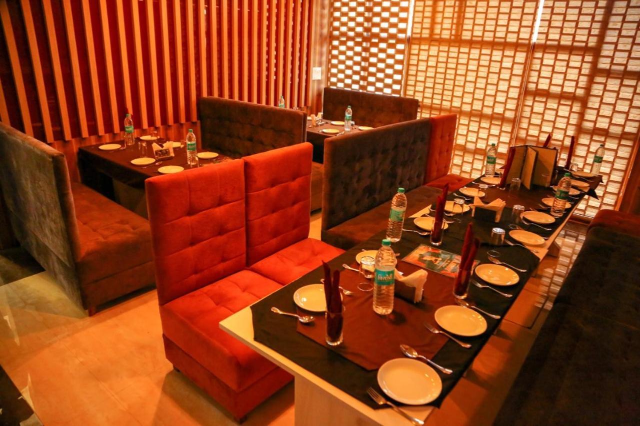 Gangānagar Amor Hotel المظهر الخارجي الصورة